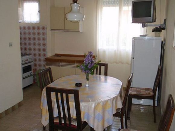 Appartement App dans Pakostane 1