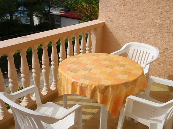 Appartement br.2 - 1.kat dans Rtina 12