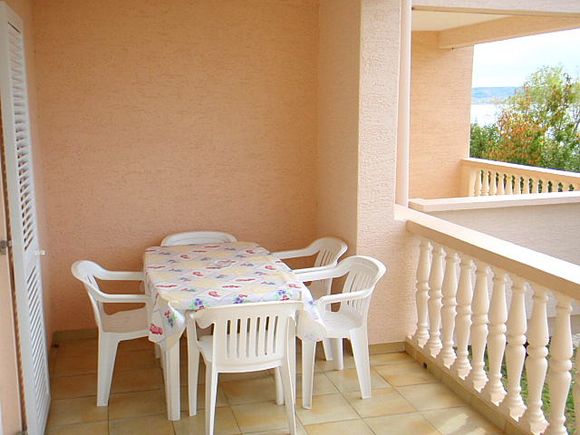 Appartement br.4 - 1.kat dans Rtina 10