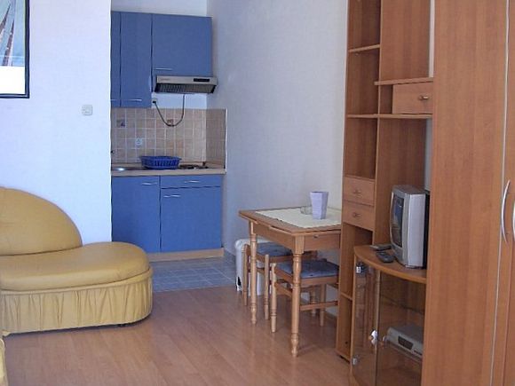 Appartement App br. 10 dans Bratus 1