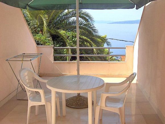 Appartement App br. 10 dans Bratus 8