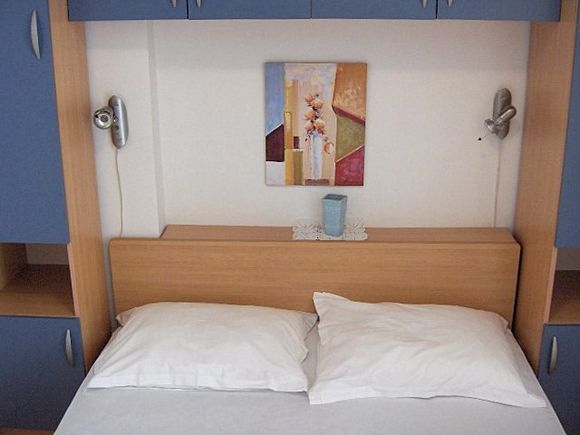 Appartement App br. 1 dans Bratus 8