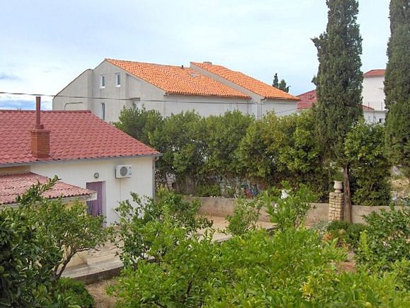 Appartement Prizemlje 1. desno dans Novalja 10