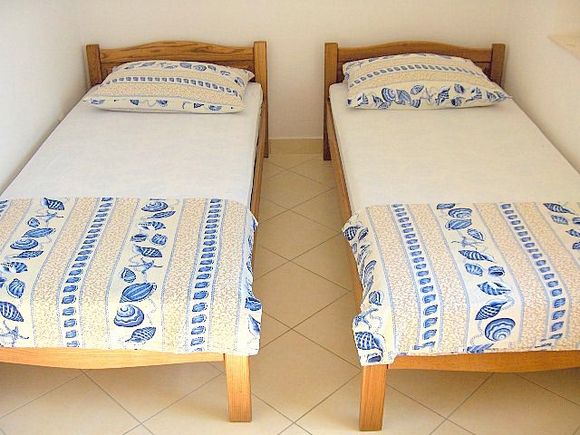 Appartement App br. 6 dans Novalja 7