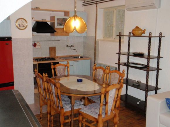Appartement Prizemlje dans Makarska 2