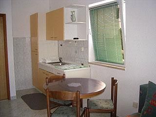 Appartement Iris dans Postira 1