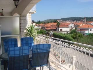 Appartement App 4+1 dans Trogir 1