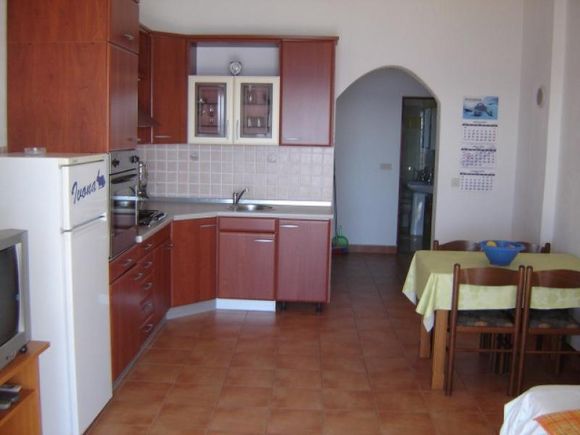 Appartement Dvokrevetni prizemlje dans Mandre 3