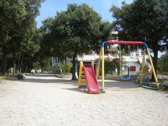 Appartement Dvokrevetni prizemlje dans Mandre 8