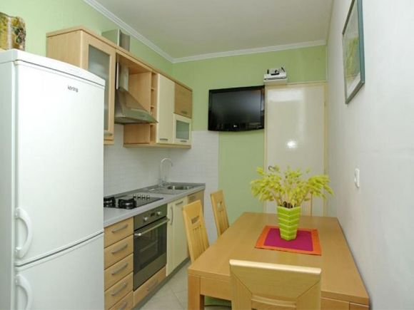 Appartement London dans Zavalatica 2