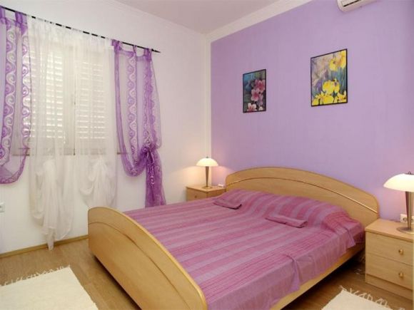 Appartement London dans Zavalatica 4