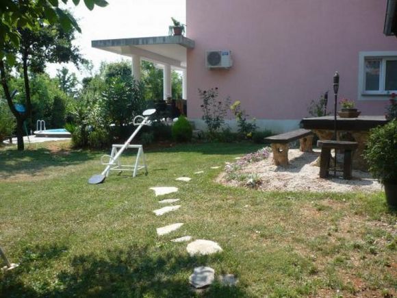 Appartement Studio 2+2 dans Ika 8