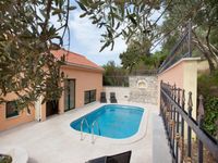 Appartement App 4 dans Podgora