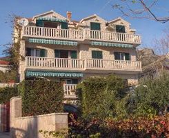 Appartement Crveni dans Bol
