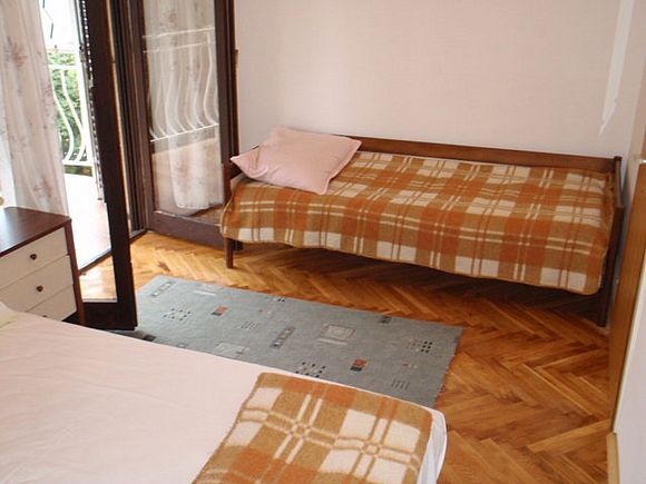 Appartement App br. 3 dans Biograd na Moru 5