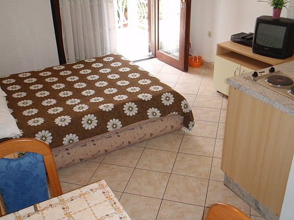 Appartement App br. 5 dans Biograd na Moru 3
