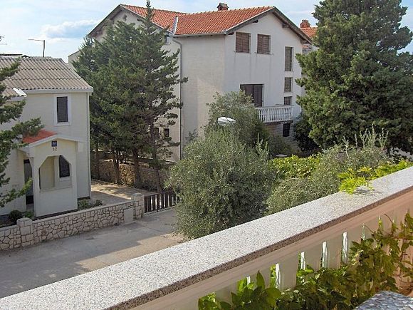 Appartement App br. 3 dans Mandre 9