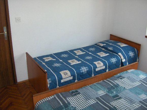 Appartement App br. 2 dans Nin 5