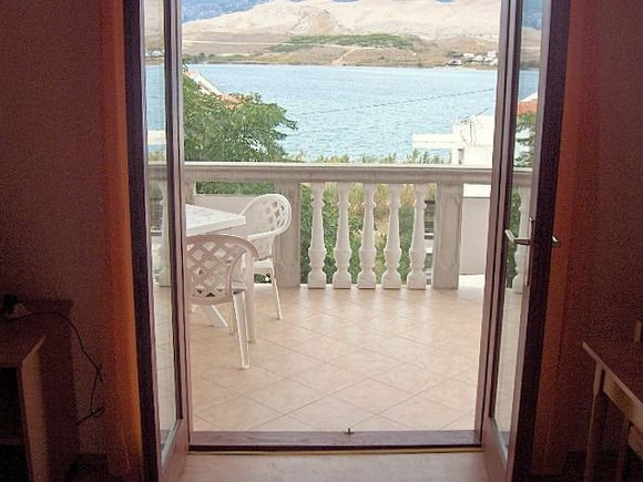 Appartement App br. 5 dans Pag 8