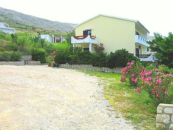 Appartement App br. 4 dans Pag 11