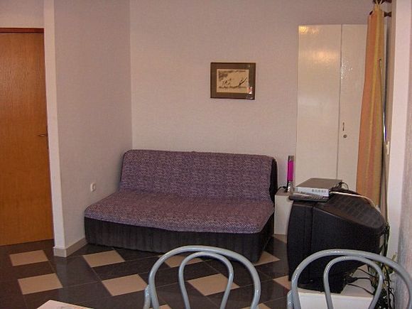 Appartement App br. 4 dans Pag 1