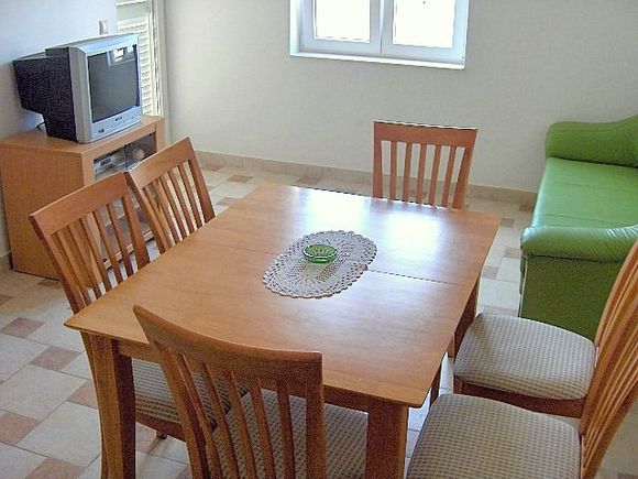 Appartement App br. 4 dans Novalja 3