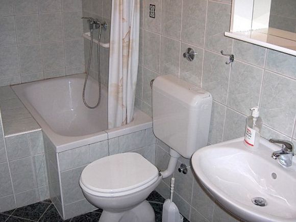 Appartement App br. 2 dans Novalja 7