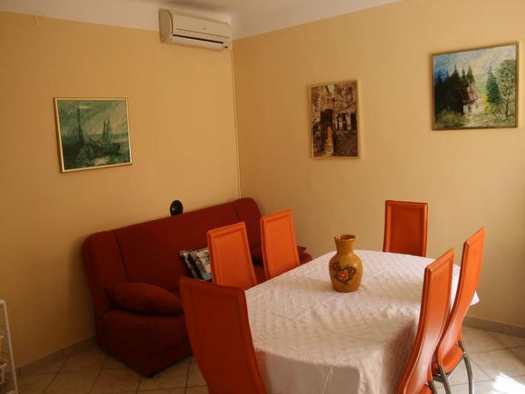 Appartement  dans Arbanija 4