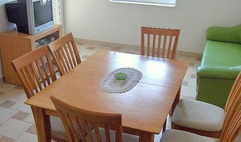 Appartement App br. 4 dans Novalja
